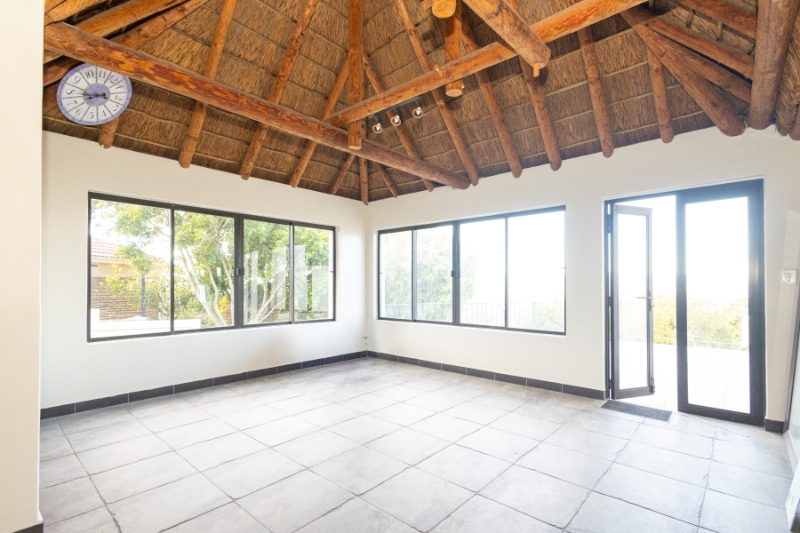 4 Bedroom Property for Sale in Selbourne Western Cape